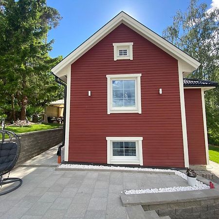 Charming Apartment In A Red House In Stockholm Ngoại thất bức ảnh