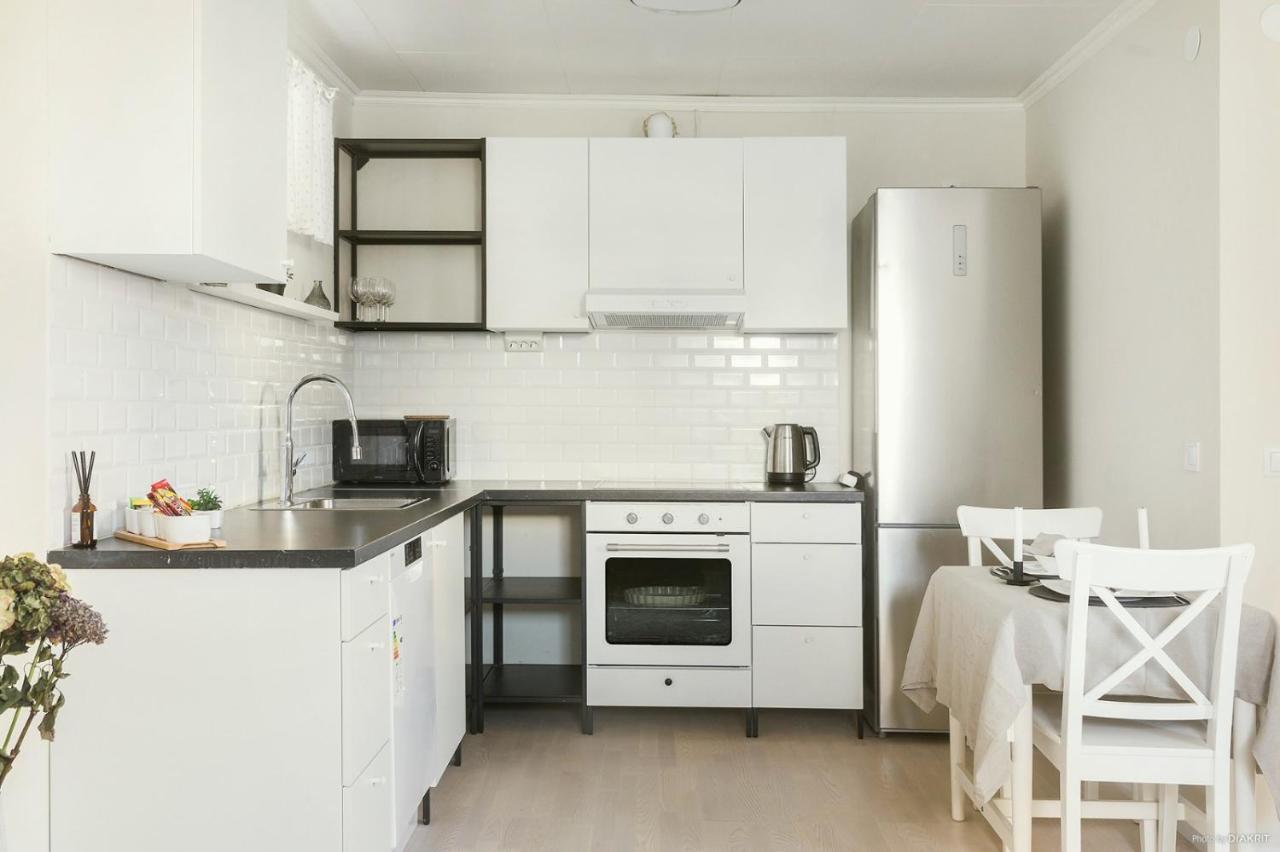 Charming Apartment In A Red House In Stockholm Ngoại thất bức ảnh